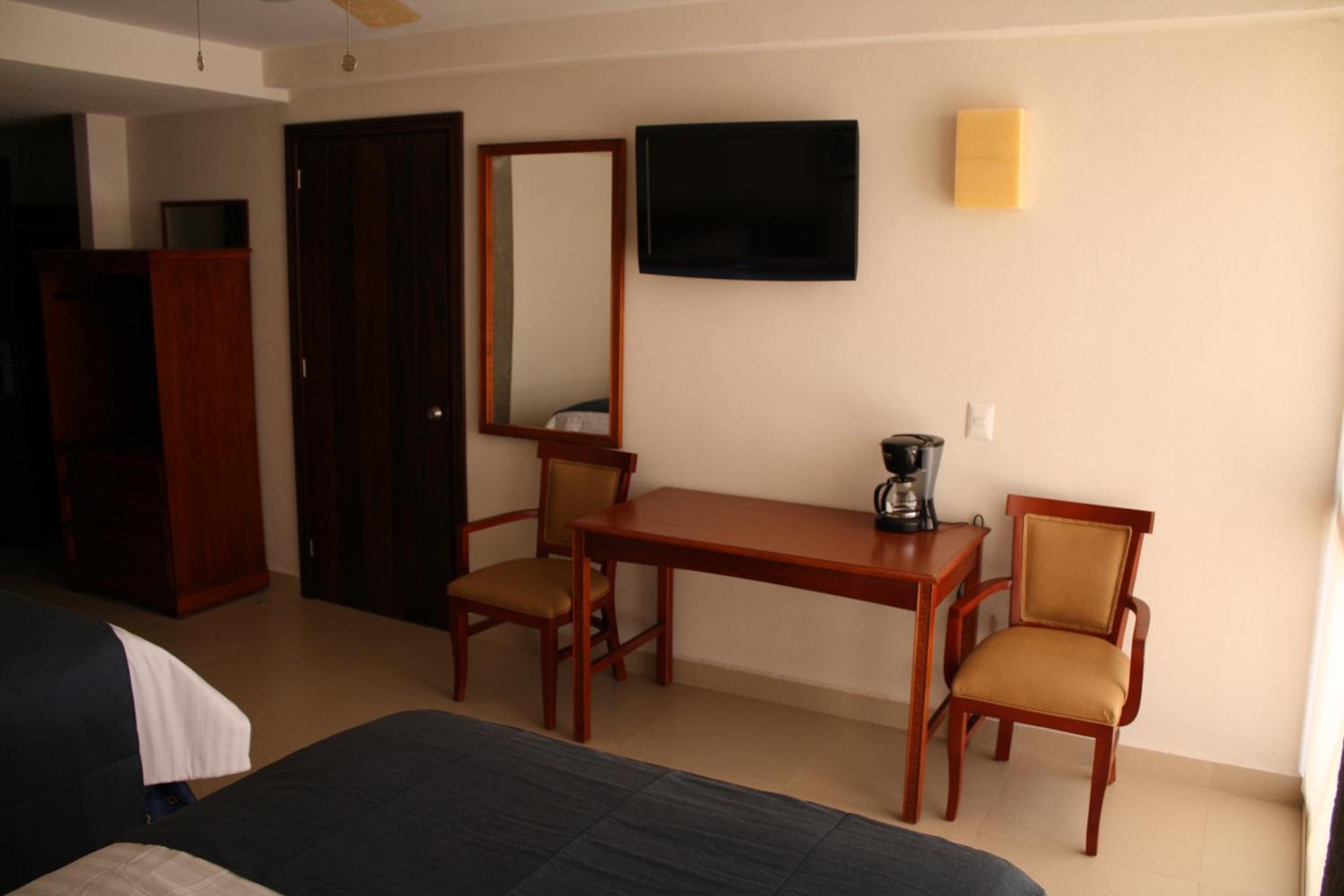 Hotel Porto Allegro Puerto Vallarta Exterior photo