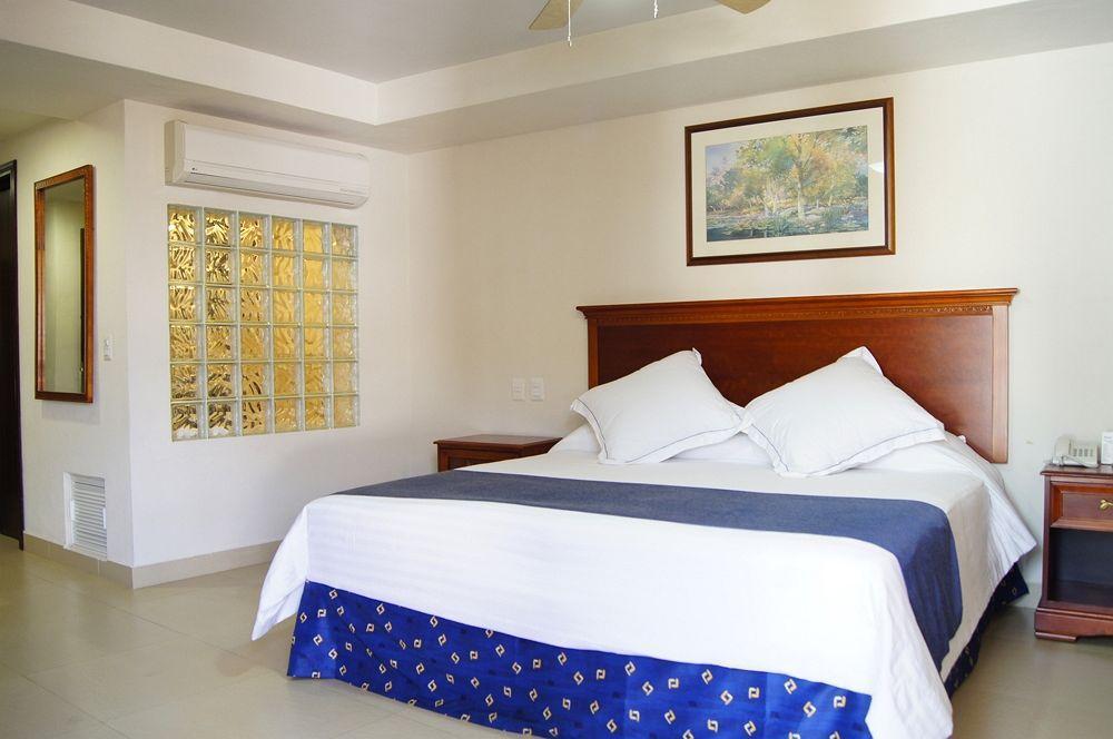Hotel Porto Allegro Puerto Vallarta Exterior photo